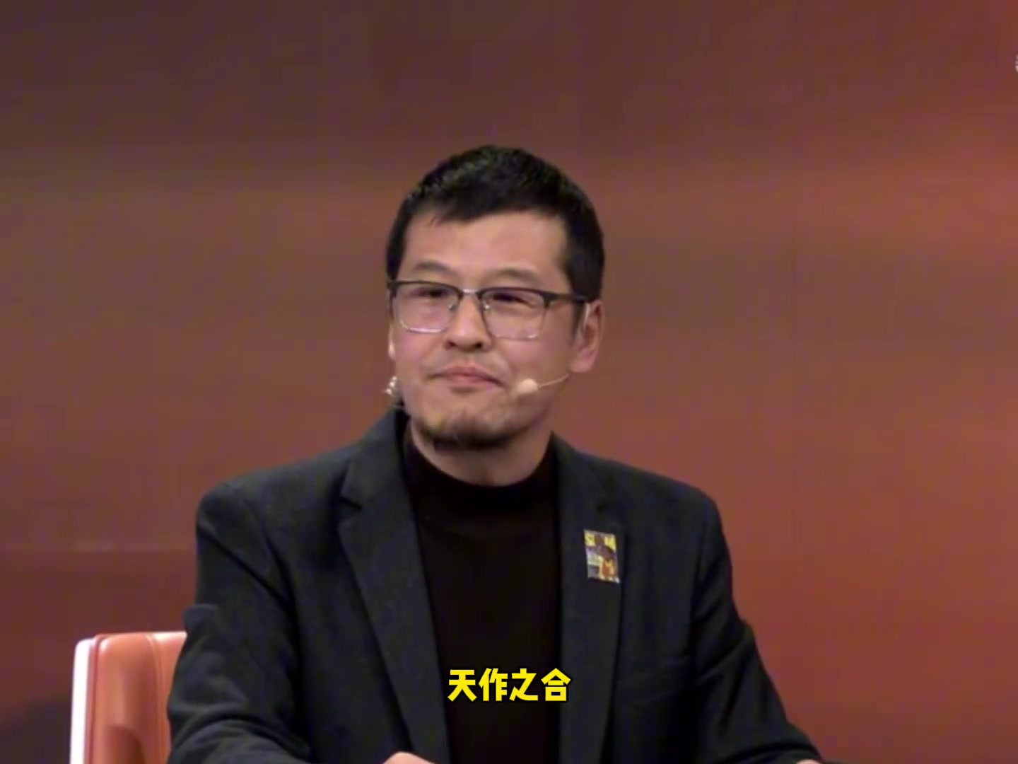 bob半岛体育-杨毅：没有那么多地方欢迎詹姆斯 他末年去勇士天作之合无缝链接